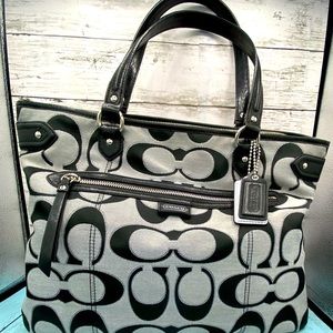 Coach Silver & Black pocketbook